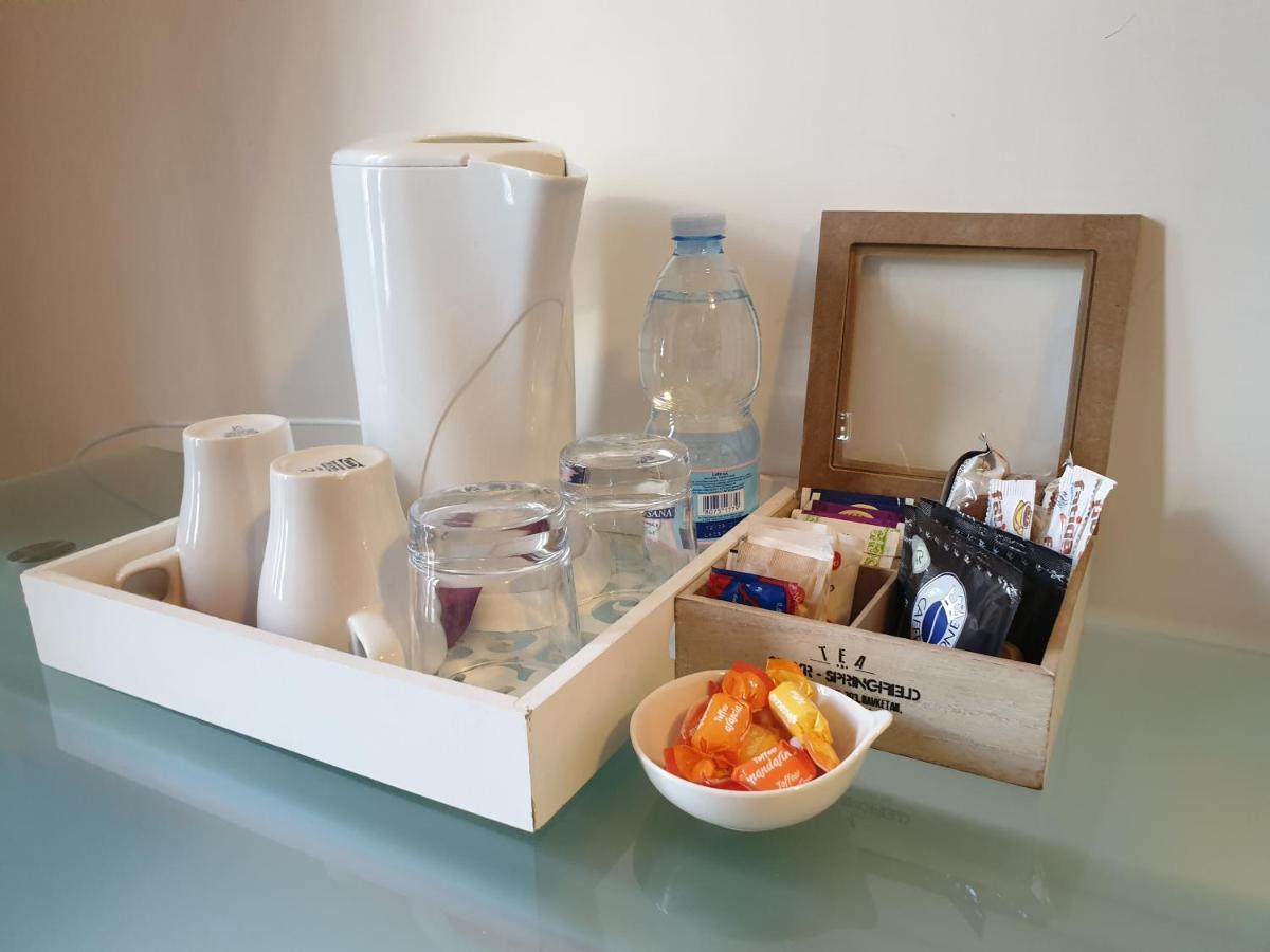 Residenza D'Epoca B&B Celeste 카세르타 외부 사진