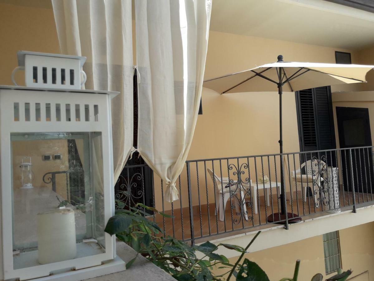 Residenza D'Epoca B&B Celeste 카세르타 외부 사진